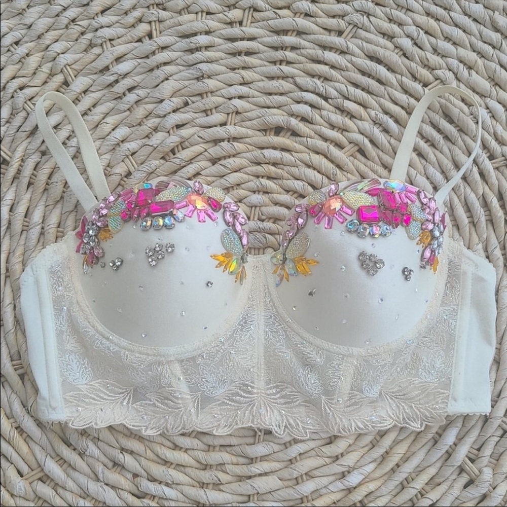 NWT Bebe bustier crop top with jewel festival rave